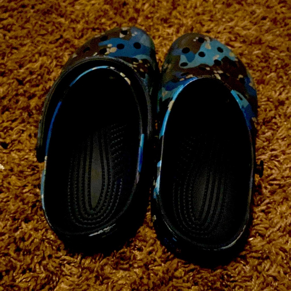 Crocs